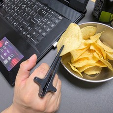 게이밍 손가락 과자집게 젓가락 생활친구, 4개, 단품, 화이트+블랙+그레이+핑크