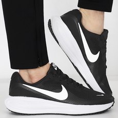 나이키 남성 운동화 로드 러닝화 레볼루션8 WIDE