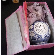 景德鎮 青花古瓷 福到簍空轉心瓶, 1個