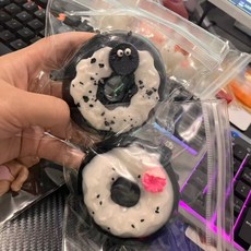 亮燈貓爪捏捏樂 解壓玩具 超軟泥感食玩 減壓玩具, 完整甜甜圈【黑色】加大加厚, 1個