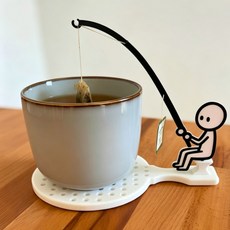 재미있는 낚시 피규어 티백고정홀더 커피걸이 티백걸이 티백 거치대 컵받침 일체형(창의적인 디자인 차/커피를 마실 때 분위기를 더해줍니다), 하얀색