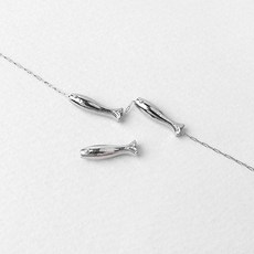 비즈아이 [8-036-21]써지컬스틸 펜던트 송사리통과형 4x14mm 1개