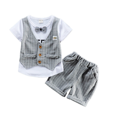 男童西裝套裝 現貨 兒童花童禮服 假兩件蜘蛛人全棉短袖套裝 領結男童套裝 兒童表演服裝