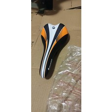 山地車 公路車 通用 鞍座, 如圖所示, 1個