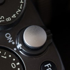 감성스터프 후지필름 라이카 나사식 교체형 카메라 소프트버튼, 볼록, 실버, 1개, 볼록 실버