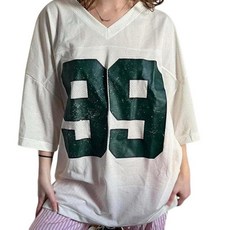 Pinclodly 여성용 저지 셔츠 숫자 그래픽 반소매 티셔츠 캐주얼 브이넥 배기 티 Y2K 그런지 셔츠 화이트 저지 셔츠 M