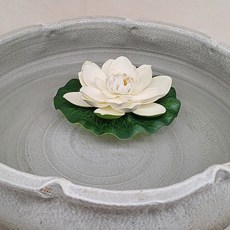 물에 뜨는 연꽃잎 화이트 인테리어 어항 플러팅, 1개
