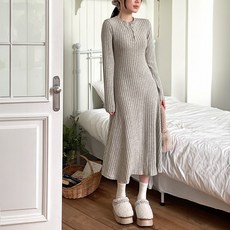 마쿠쿠 라운드넥 단추 골지 슬림 긴팔 여성 A라인 롱 니트 원피스
