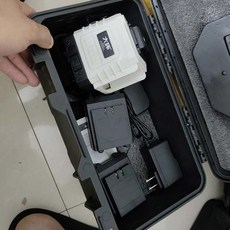 十二線水平儀 全新 自提, 1個