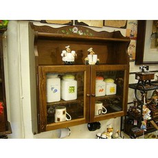 *︵House傢飾︵*彩繪馬格麗特典雅二門玻璃壁櫃，附5掛勾【限量新款】