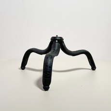 MAGIPEA美極品 百變三腳怪腳架 手機相機通用 隨意彎曲 旅行支架, 1個, 三腳怪腳架【無夾具】