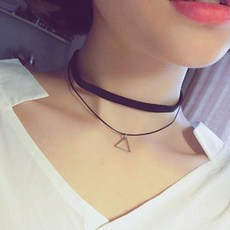 黑色雙繩銀色三角形頸鍊