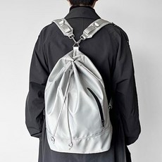 後背包 斜背包 拳擊包 抽繩 現貨 2色 輕世代 尼龍束口 兩用 設計感 水桶包 大容量 簡約 男生背包 韓國