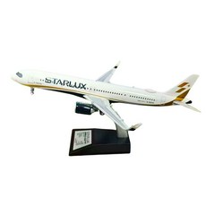 STARLUX A321 B-58208 飛機模型 1:200, 1個