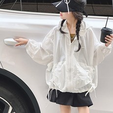 新款可愛童裝 兒童防曬衣 兒童薄外套 女童夏季寬鬆連帽防曬衣新款中大童兒童夏裝白色輕薄外套皮膚衣