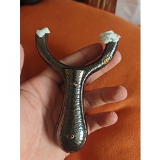 鈦合金單卡 帶三眼螺絲 雕刻竹節葉 錐度孔卡5珠, 如圖所示, 1個