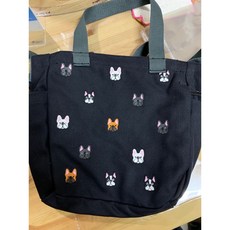Baby Dog 法鬥圖案刺繡側背包, 1個, 黑