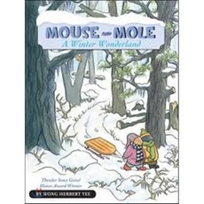 Mouse and Mole: A Winter Wonderland Paperback 2011년 12월 06일 출판, Houghton Mifflin