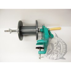 百有釣具 海狗牌 手搖機 捲線器，附贈空線軸, 1個