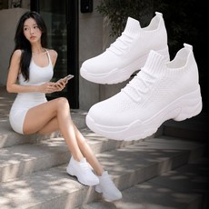 루미솔 메쉬 통기성 발편한 키높이 운동화 7.5cm 스니커즈 통굽