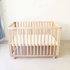 多功能實木嬰兒床：遊戲床、床邊床、拼接床、兒童床、寶寶睡床，六合一成長床，永不閒置, 內徑100*56(高度80+輪子6)CM, 原木色