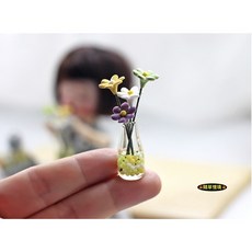 隨草憶境 迷你仿真插花擺件, 一組入（玻璃花瓶+花）