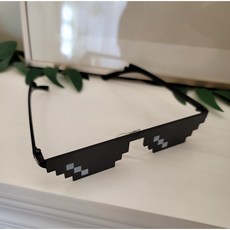 콘티 모자이크 인싸 파티 선글라스 안경 픽셀 8비트, 1개, 모던 블랙