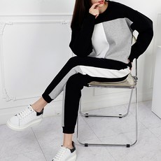 SOON2DLE 女子的三種彩色男人 - 慢跑刷刷訓練套件