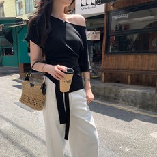 스트랩 허리 조임 일자 네크라인 반소매 티셔츠 여성용 여름 디자인 솔리드 컬러 상의