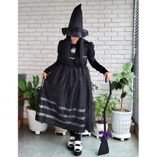 아이들 역할놀이할때 착용하면 너무나 좋아하는 공주님들을 위한 블랙마녀복