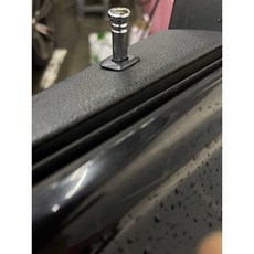 BMW F10 F11 門提座 門提 簡單修改 簡單安裝, 黑色,四顆一組, 1個