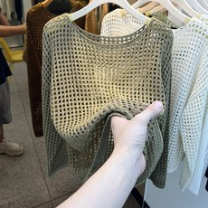 다데이 자외선차단 펀칭 니트