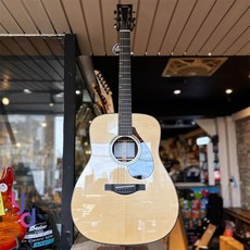 YAMAHA FG9R 頂級全單板民謠木吉他，附原廠硬盒，41吋大桶身，日本製造阿迪朗達克雲杉面板，公司貨, 1個