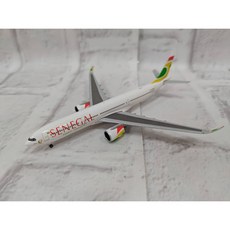 Herpa Airbus A330-900 neo 塞內加爾航空 1/500 模型, 1個