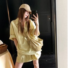 韓系新款2025街頭素描極簡風襯衫套裝女夏季兩件套 舒適透氣，展現獨特時尚品味