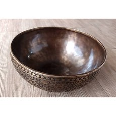 雅典樂器世界 極品 尼泊爾手工雕花 滿花雕刻 23.8公分 尼泊爾頌缽 銅缽 修行缽 瑜珈用品 擺件, 1個