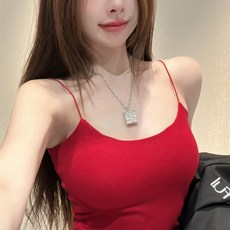 梨卡 女裝小可愛Bratop細肩背心 帶胸墊素色上衣 肩帶可調