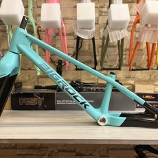 大石碳纖維街攀車架24寸優選, 藍色, 1個