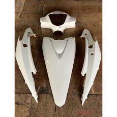 附發票 三陽 GT125 機車車殼 烤漆部份 白色 EG部品 車殼玩家, 1個