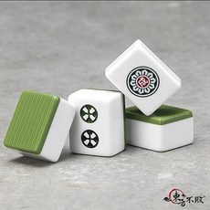 東方不敗麻將 34mm加重 尿素材質 直角牌 重心穩, 綠, 1個