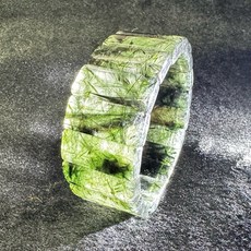 超級稀有 28咪 綠髮手排 綠髮晶 超大咪 收藏級 老料 厚料 綠髮 綠碧璽 綠碧髮