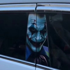 高清汽車中柱裝飾貼 車窗B柱保護膜 個性改裝彩繪亮條, 1個, 小醜3,1張