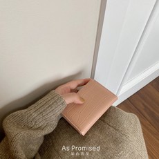 東大門鱷魚紋卡包女短款精緻高檔新款摺疊小衆設計潮大容量錢包