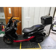 途者 SMAX 鋁合金機車後箱 36L 附白鐵底板, 1個