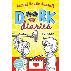 Dork Diaries 7: TV Star 英國版 平裝本, 詳見詳細資訊