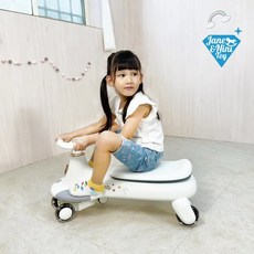 JN.Toy 兒童宇宙音樂扭扭車嚕嚕車, 1個