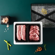 [고기담은정성]국내산 녹돈 돼지고기 삼겹살+목살 1kg 선물세트(가방포함), 1세트