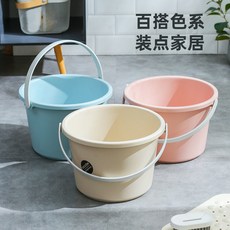 臺南出貨 家用手提塑料大號水桶 加厚儲水桶 學生宿舍 洗澡有蓋洗衣大圓桶, 1個, 大號桶 三衹裝 送1條水勺