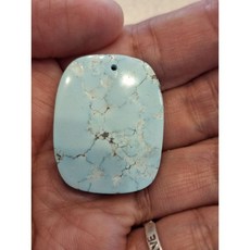 湖北原礦綠松石無事牌吊墜，果凍瓷藍色澤，精緻打磨，附吊掛孔, 1個