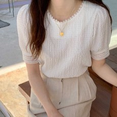 여성 여름 반팔 데일리 캐주얼 출근 블라우스 코디 루즈핏 셔츠 오피스 하객룩 간절기 라운드넥 패션